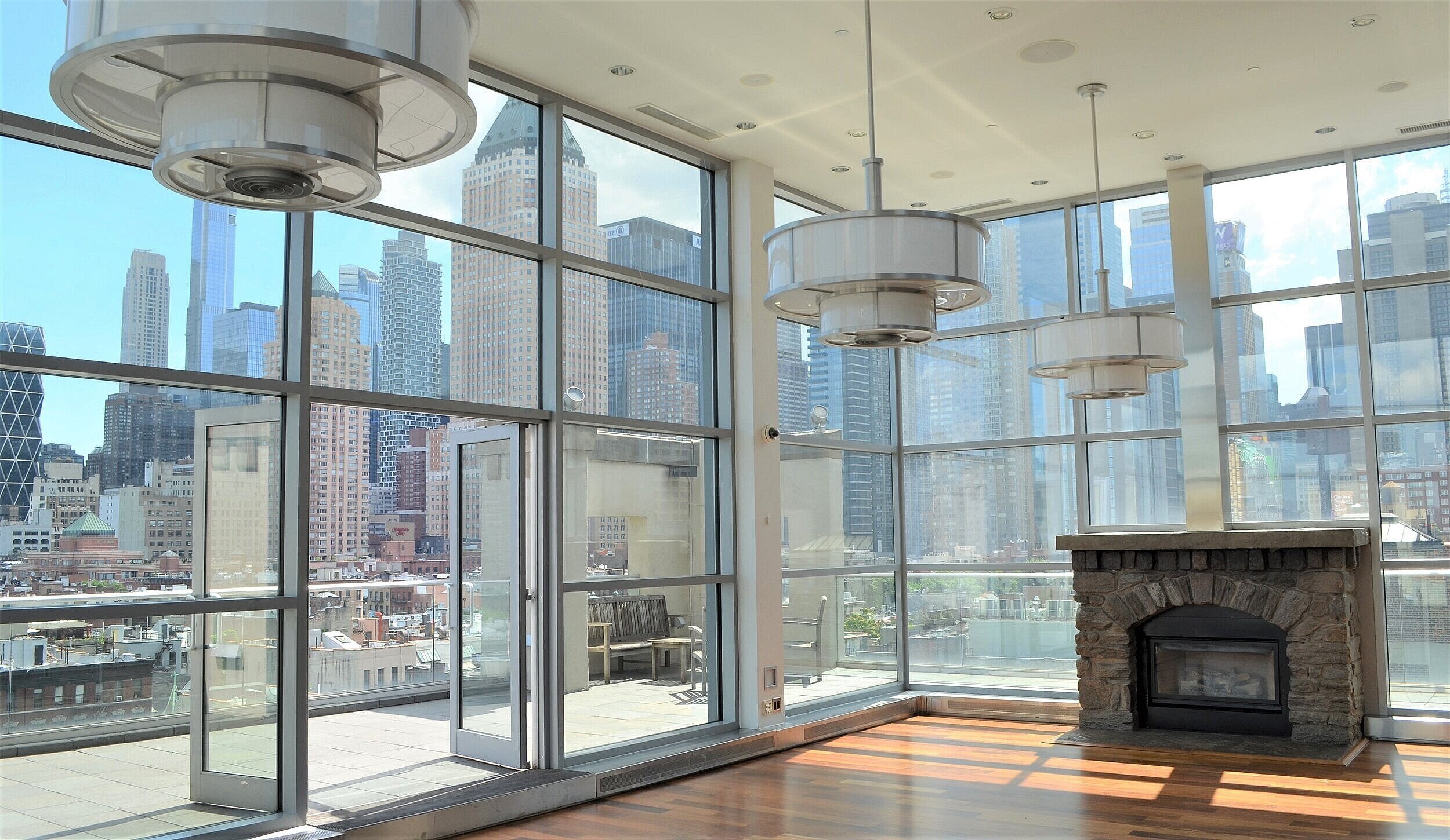 Penthouse 45
